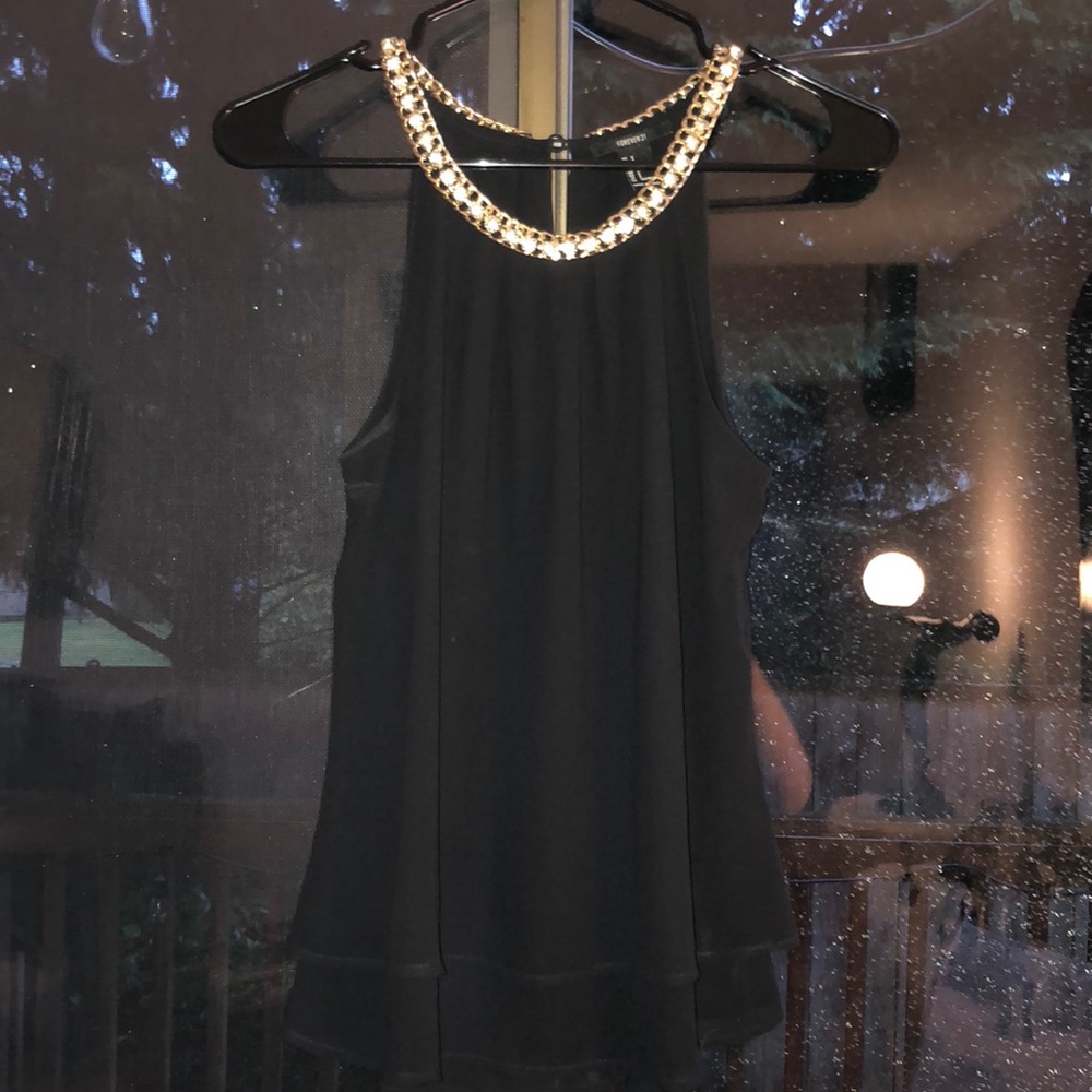 Sleeveless Rhinestone Collar Chiffon Top